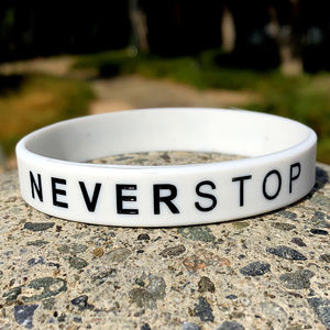 NEVER STOP - The Motivation You Wear! White/Black